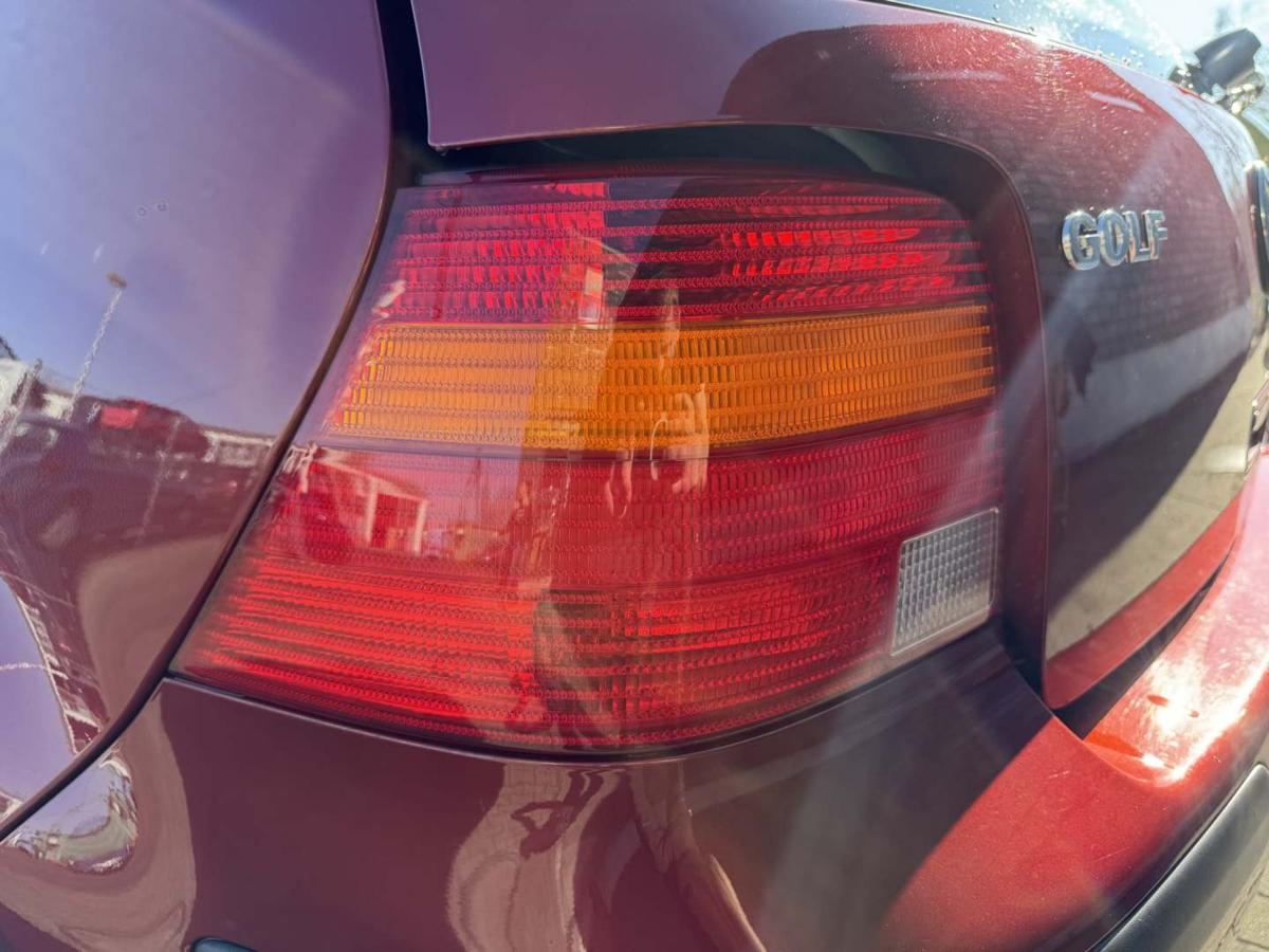 VW Golf 4 original R&uuml;cklicht R&uuml;ckleuchte Schlussleuchte links Flie&szlig;heck Bj.2000